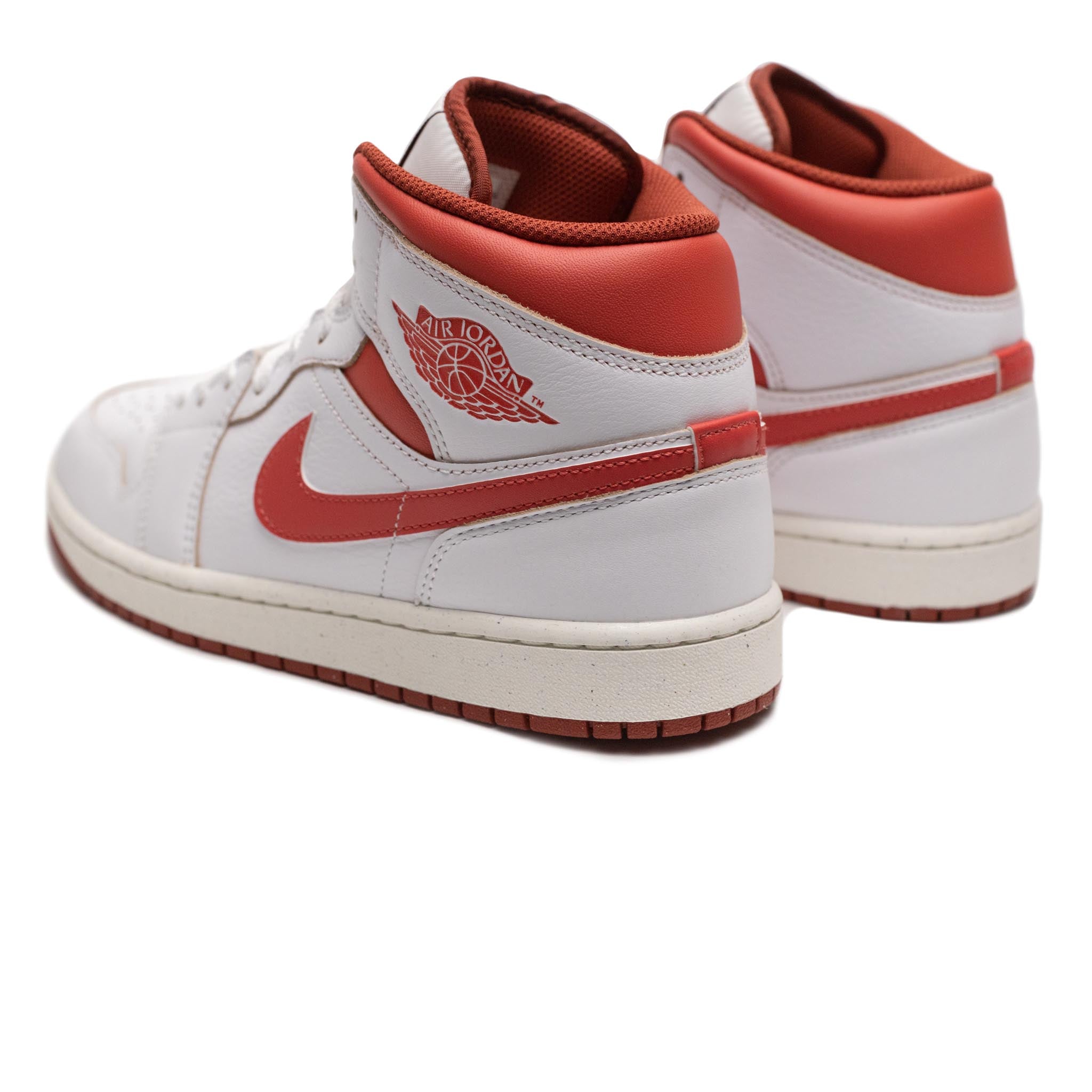 Mid Tenis Jordan Color Salmon Air Jordan Mid SE 'Dune Red'