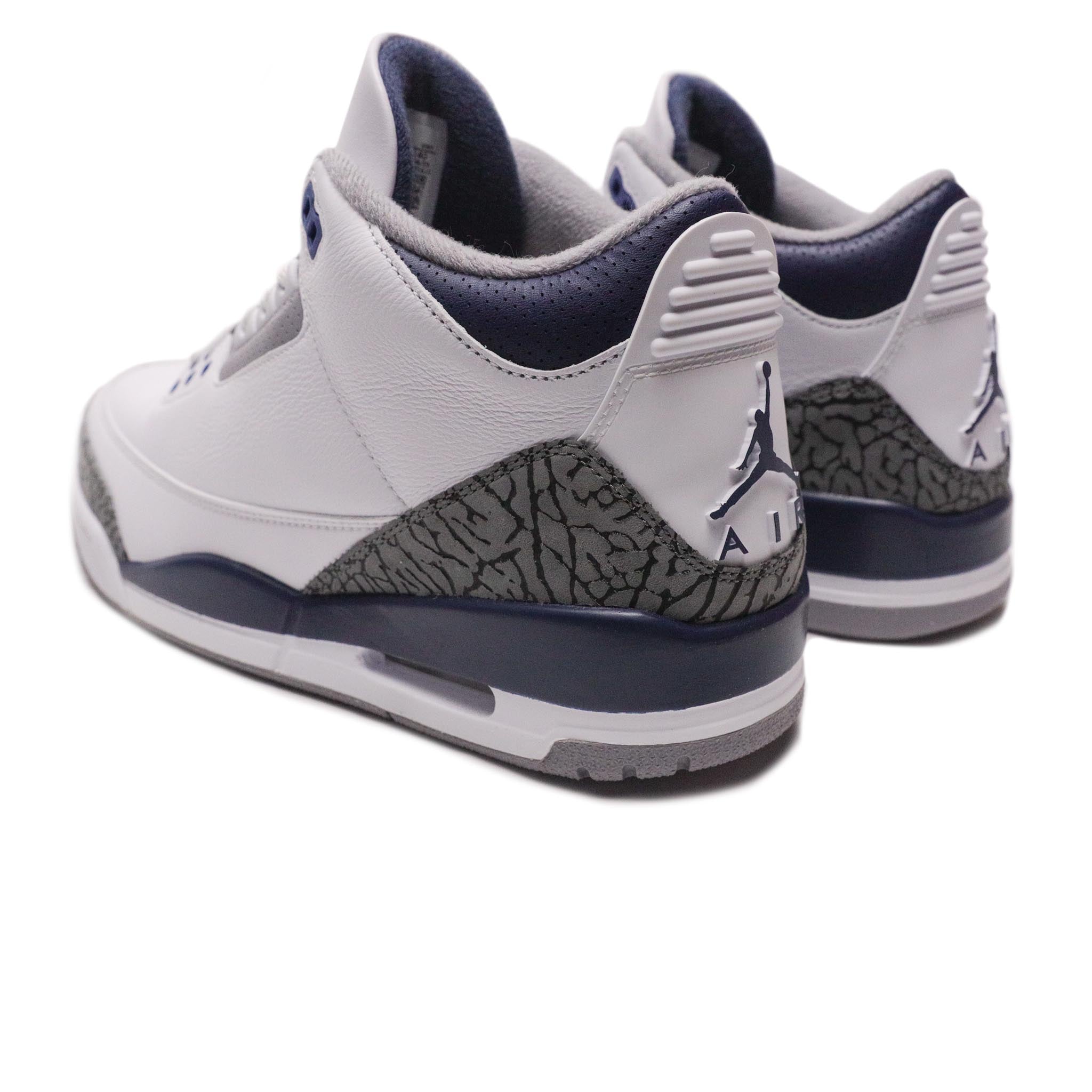 Air Jordan Retro 'Midnight Navy' SNEAKERBOX1