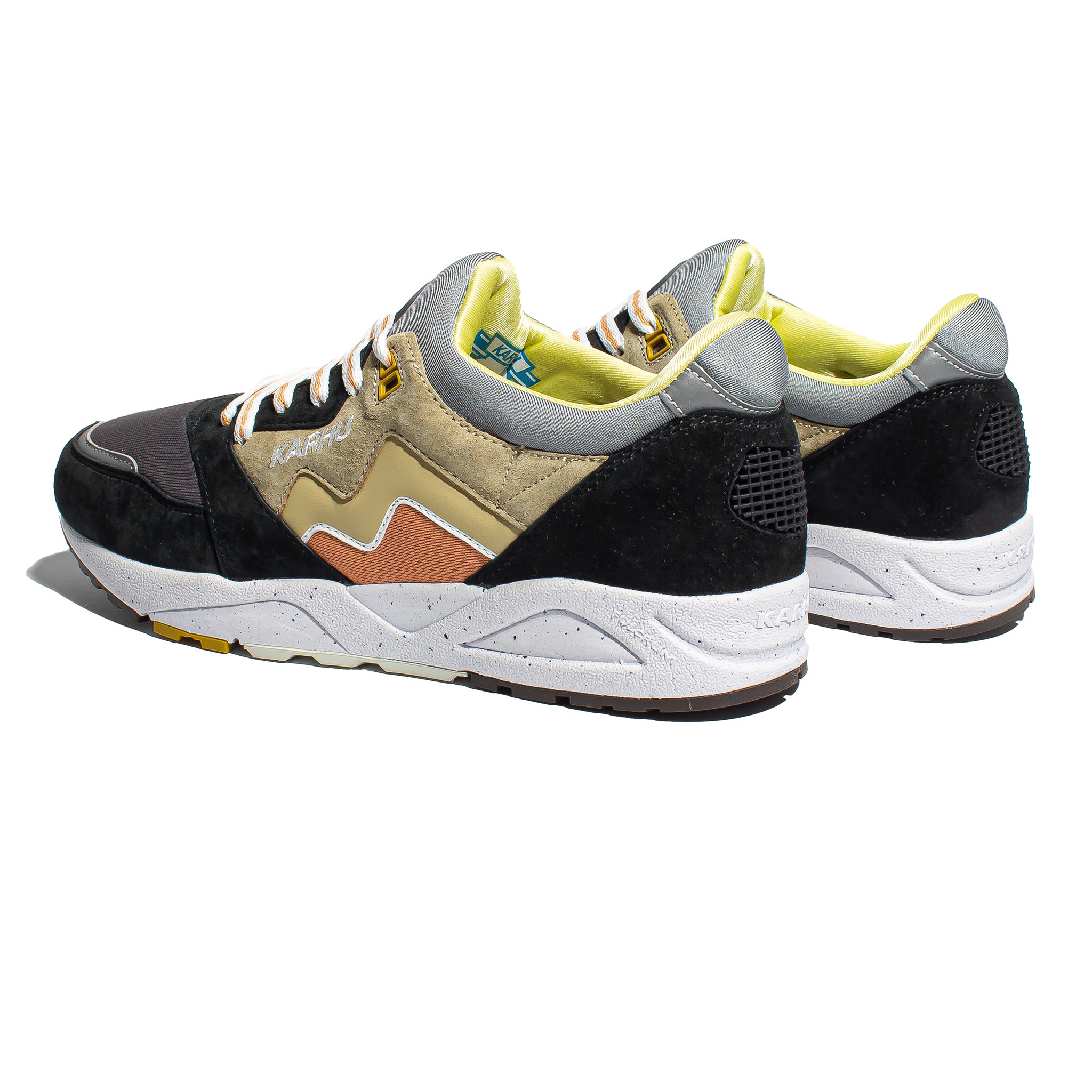 Karhu Aria Jet Black/Taos Taupe & SNEAKERBOX