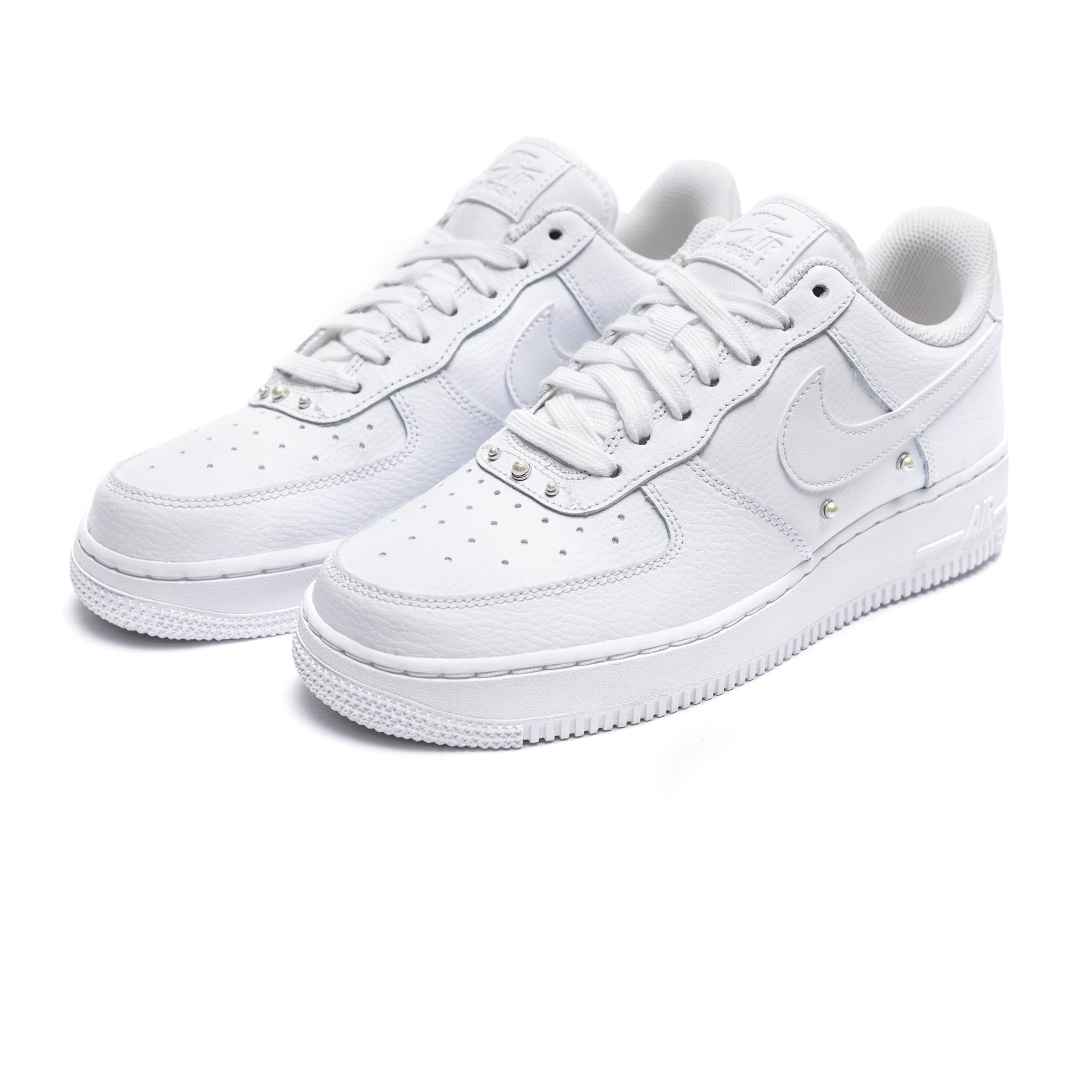 Nike Air Force 1 '07 SE Pearl White