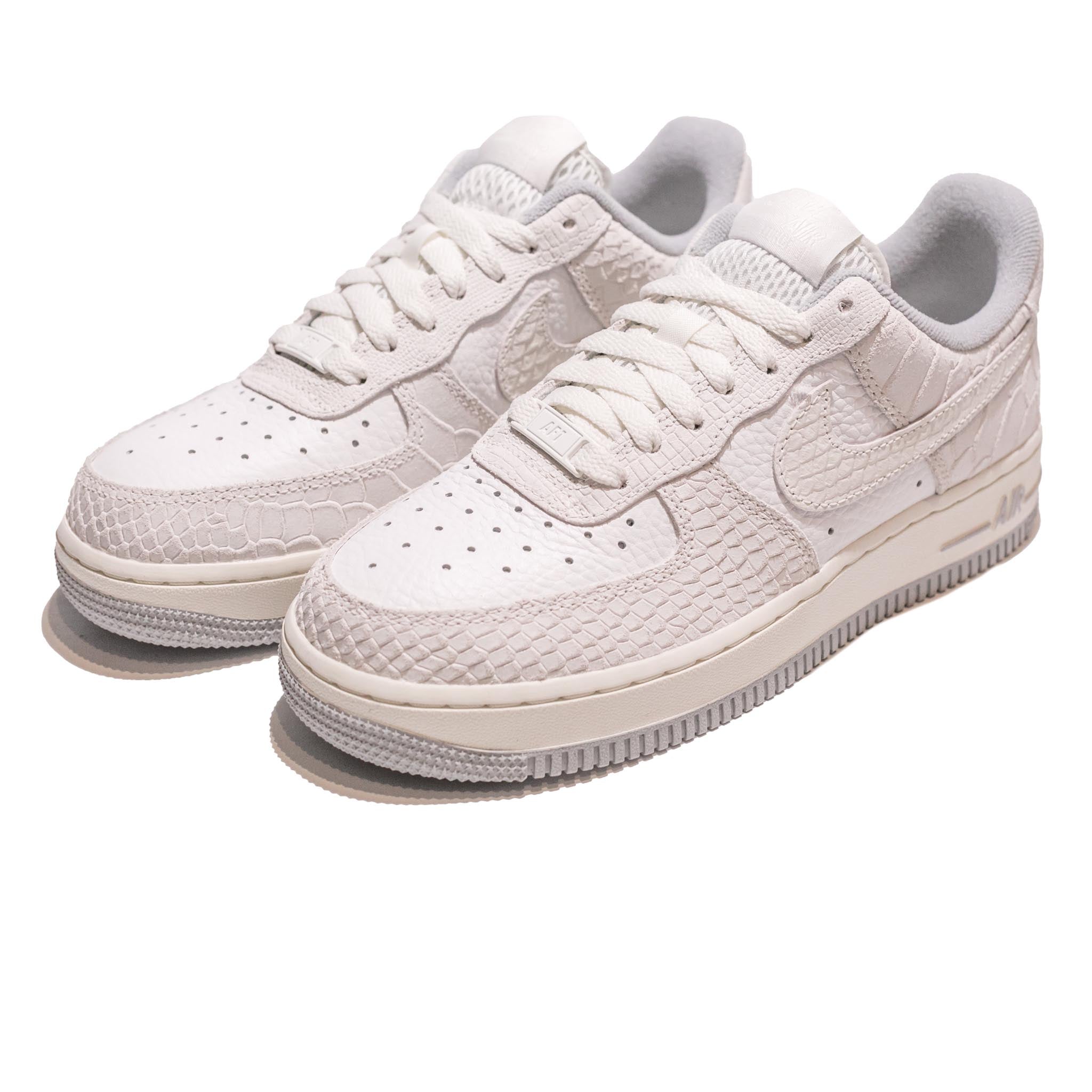 Nike Air Force 1 Low Summit White Wolf Grey DX2678-100