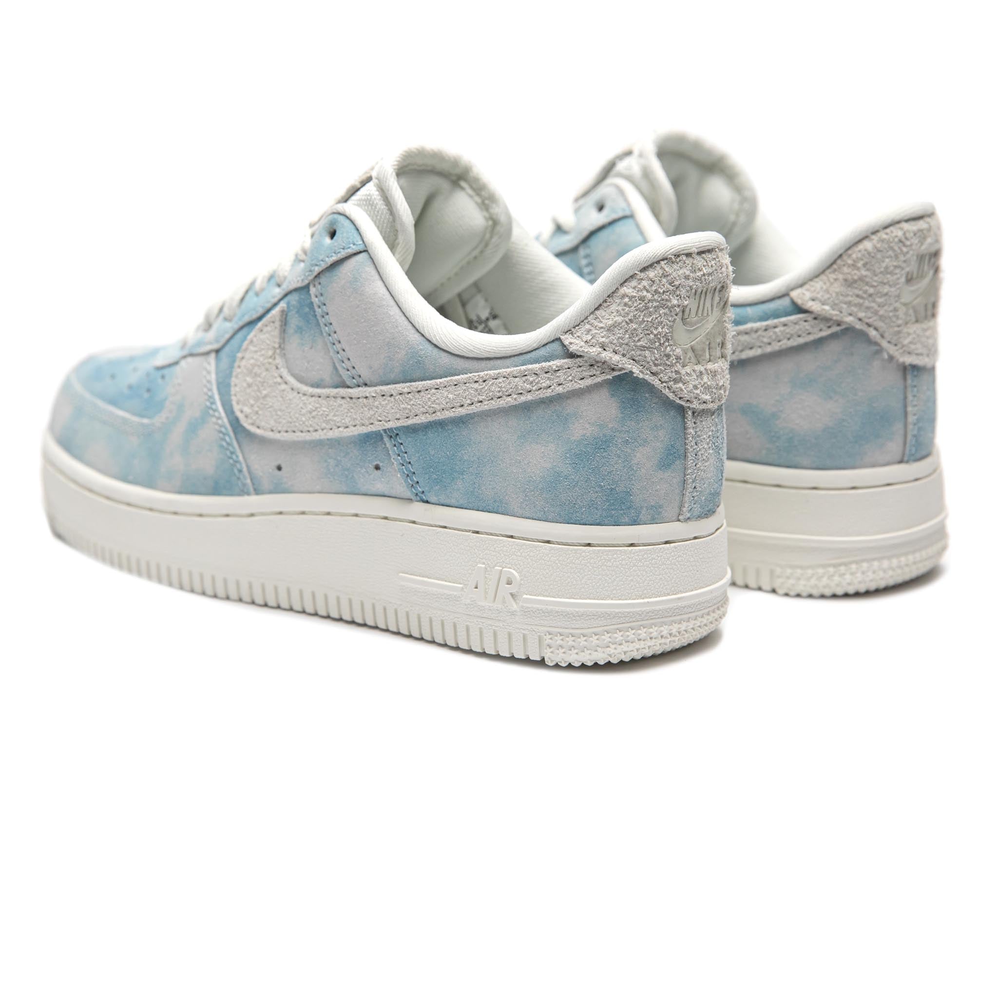 Nike WMNS Air Force Low "Clouds"