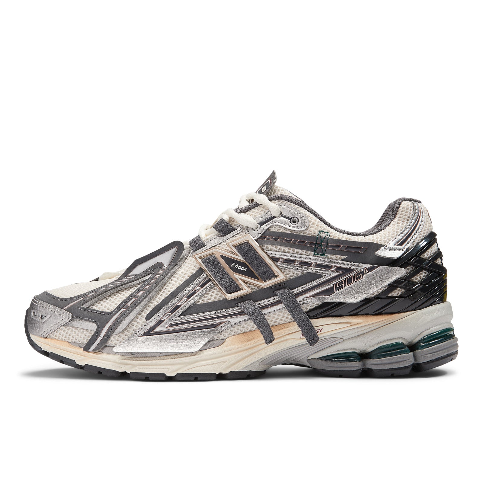 New Balance M1906AD Silver Metallic/Castlerock/Gold