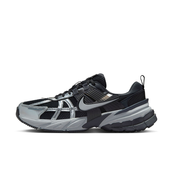 nike-v2k-run-fd0736-005-black-
