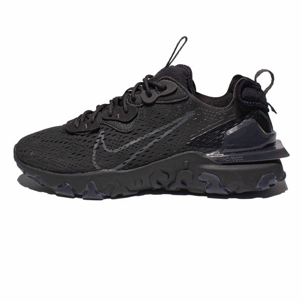 Nike triple black react best sale