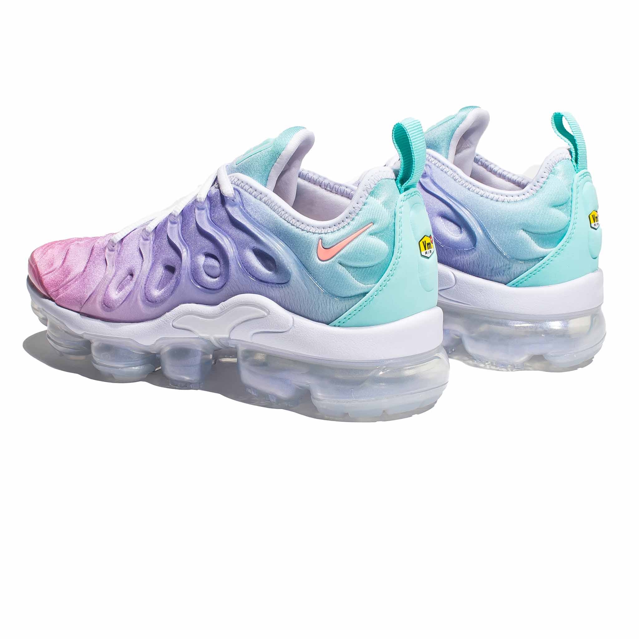 Nike Air Vapormax Plus 'Easter' & SNEAKERBOX